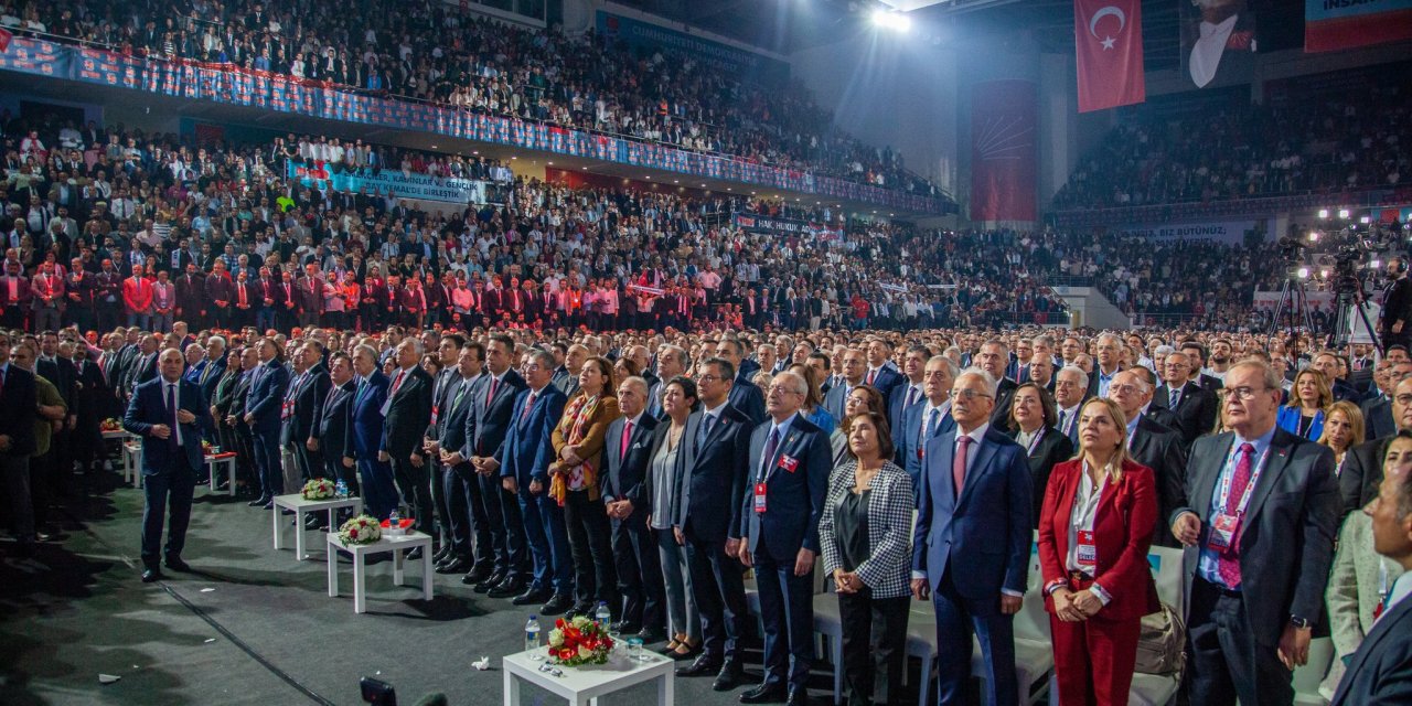CHP'nin 38. Olağan Kurultayı'nda oy verme işlemi sona erdi: Genel Başkan belli olacak