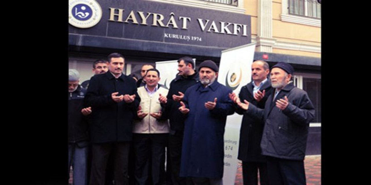 Kızılay arşivindeki binlerce belge Nur Cemaati'ne bağlı Hayrat Vakfı'nın erişimine açıldığı ortaya çıktı