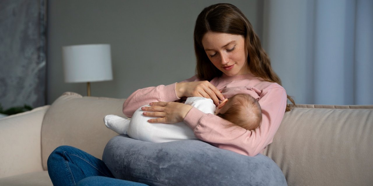 YouTube 'müstehcenlik' politikasını yeniledi: Emzirme ve twerk videolarına da para verilecek