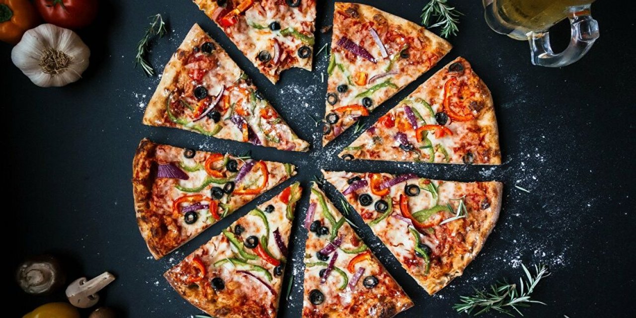 Türk Kızılay'ından &quot;Askıda Pizza&quot; kampanyası!