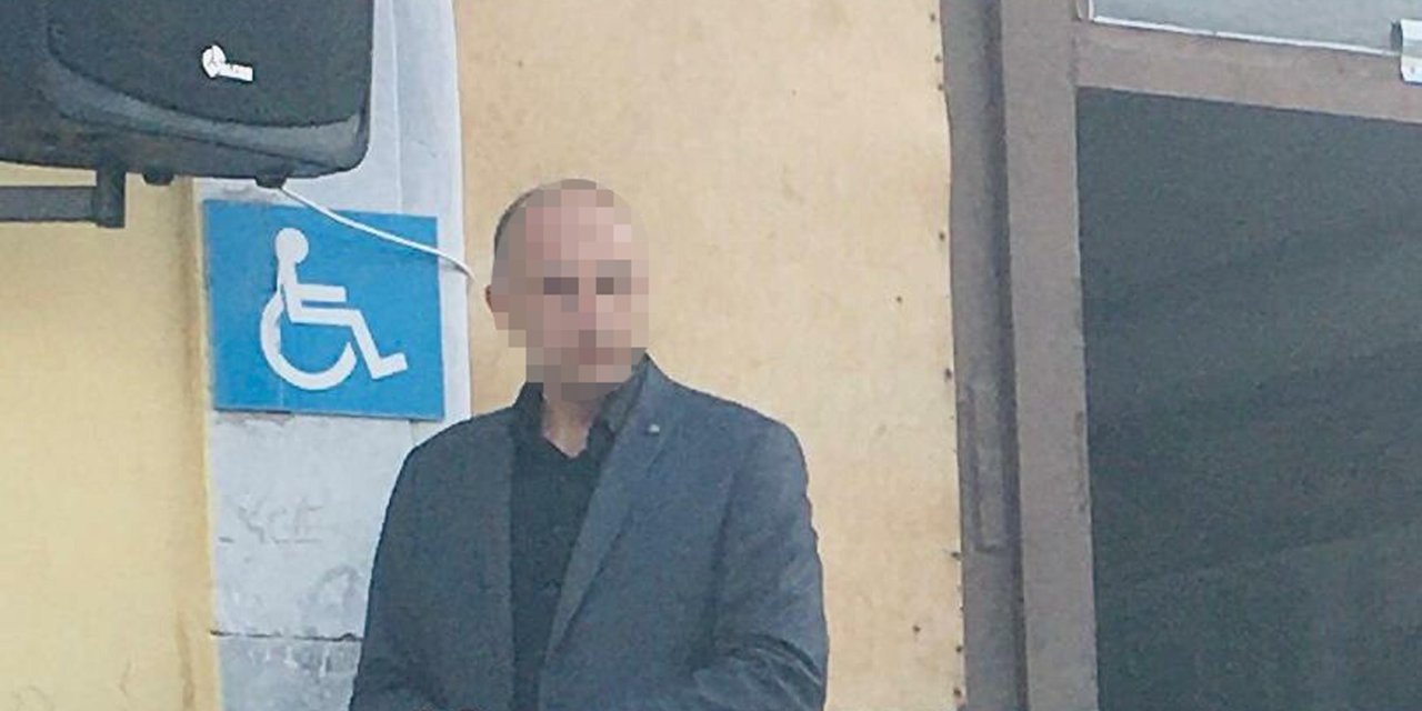 Müdür yardımcısı 6 yaşındaki öğrenciyi kaldırıp attı, öğrenci yaralandı