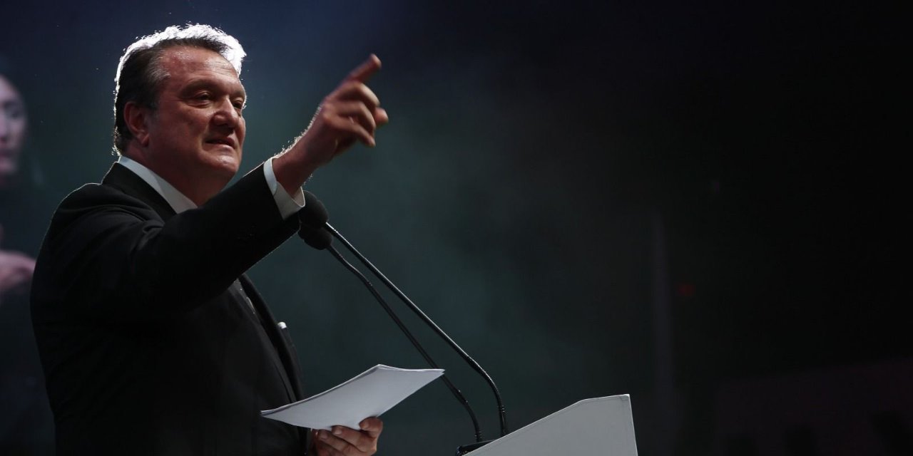 Beşiktaş'ta yeni başkanın ilk hedefi taraftarın eski sevgilisi