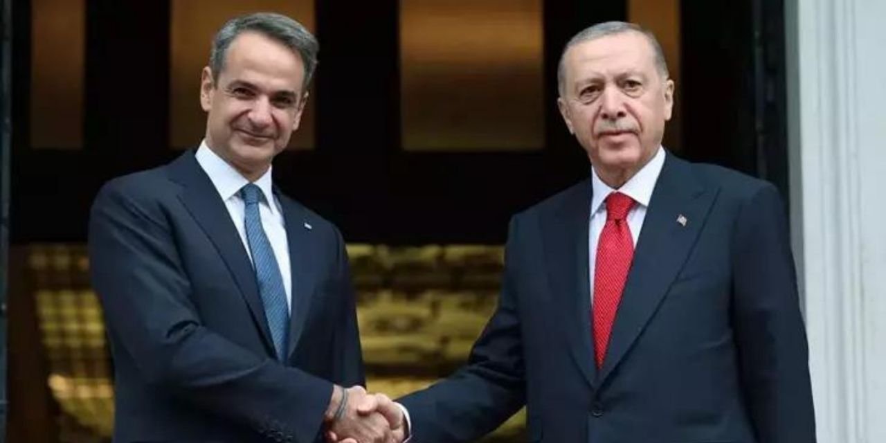 Miçotakis duyurdu: Yunan adalarında kapıda vize uygulaması tekrar başlıyor