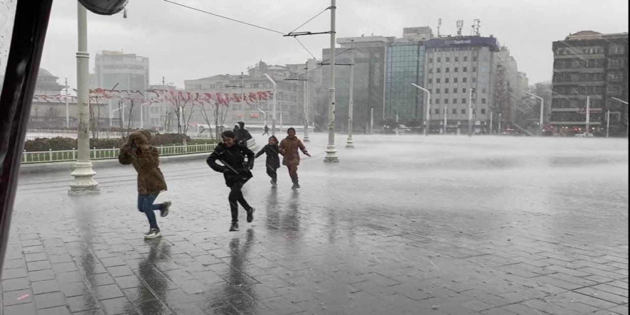 Bugün hava nasıl olacak? Meteoroloji yağış için uyardı