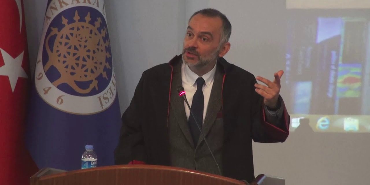 Barış Akademisyeni Murat Sevinç görevine iade edildi