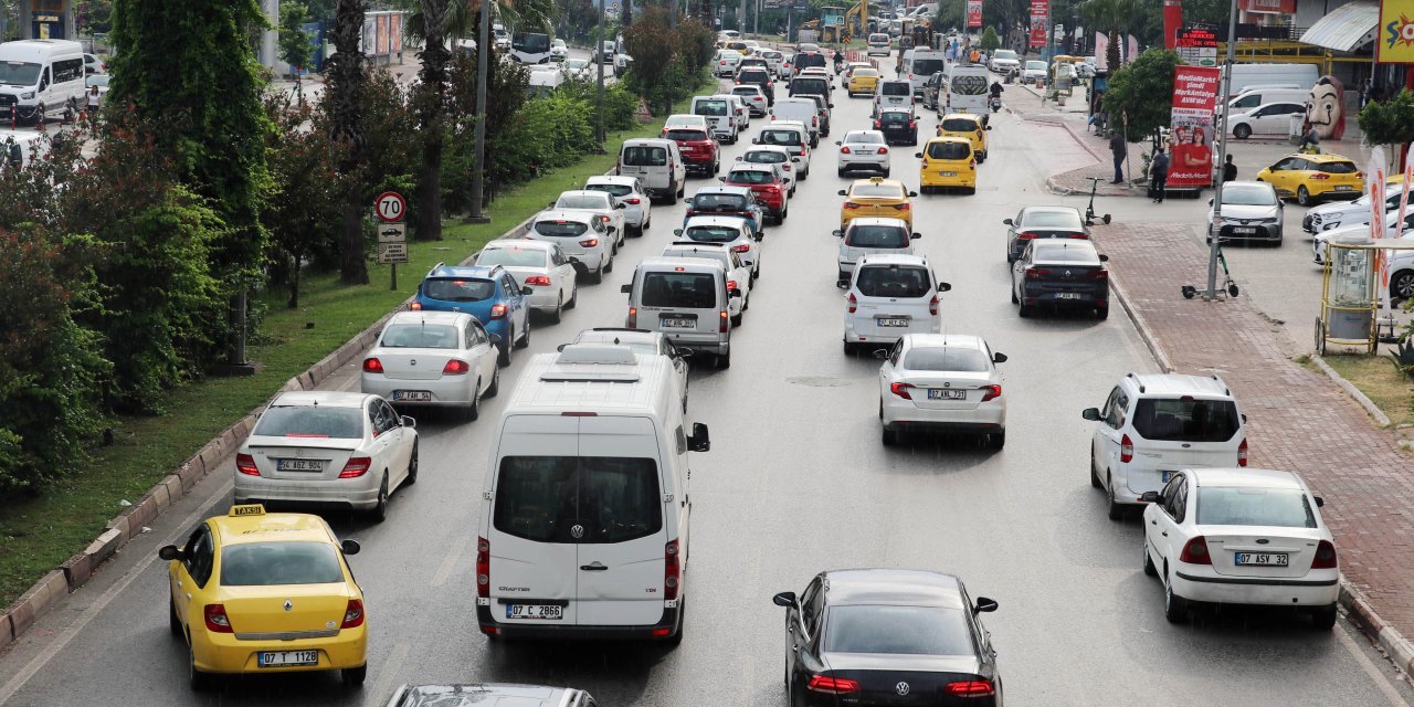 Zorunlu trafik sigortası... 2024 yılının ilk 4 ayı için yüzde 5 olarak