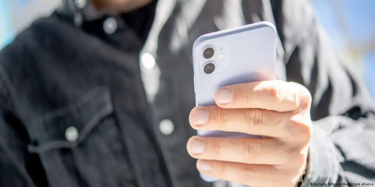 Yurt dışından getirilen telefonların kullanım süresi uzatıldı