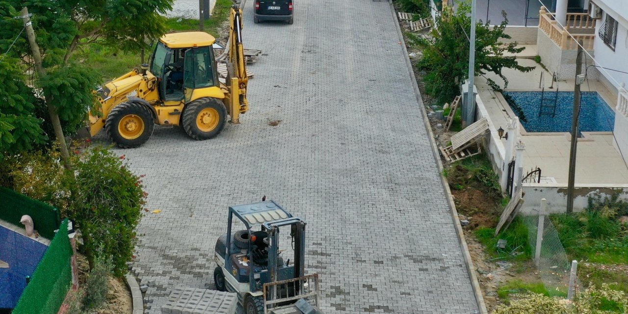 DİDİM’DE YOL ÇALIŞMALARI TÜM HIZIYLA DEVAM EDİYOR
