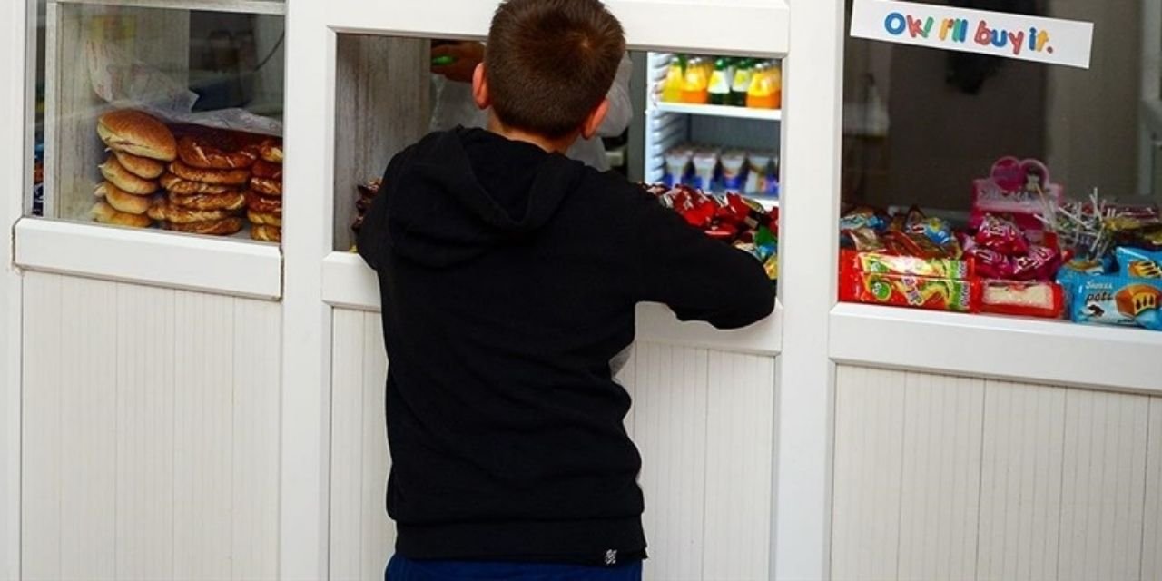 Çocuklar derste ‘açlıktan’ uyuyor