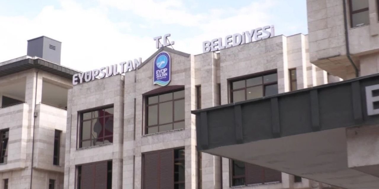 AKP’li Eyüpsultan Belediyesi’nden A101'e milyonlarca liralık ihale