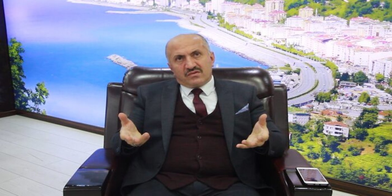 Kardeşini "İmar müdür" yapan MHP'li başkan eleştirilere cevap! Hepimiz kardeşiz zaten...