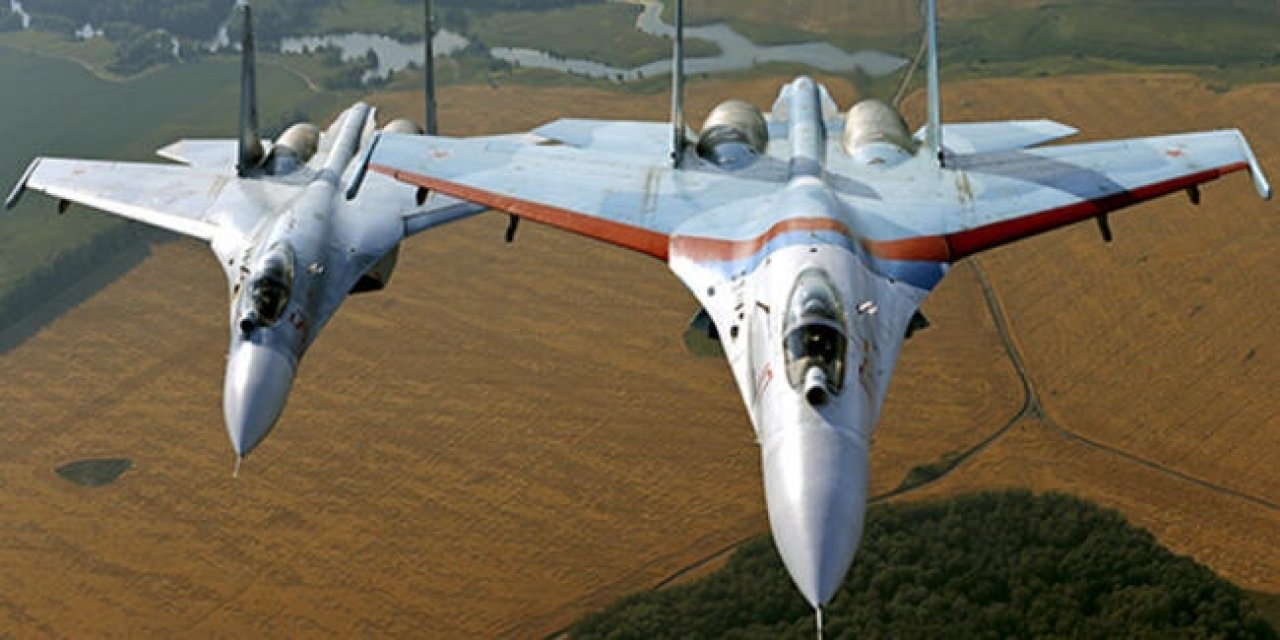 Rus savaş uçağı Karadeniz üzerinde ABD’ye ait bir devriye uçağını engelledi