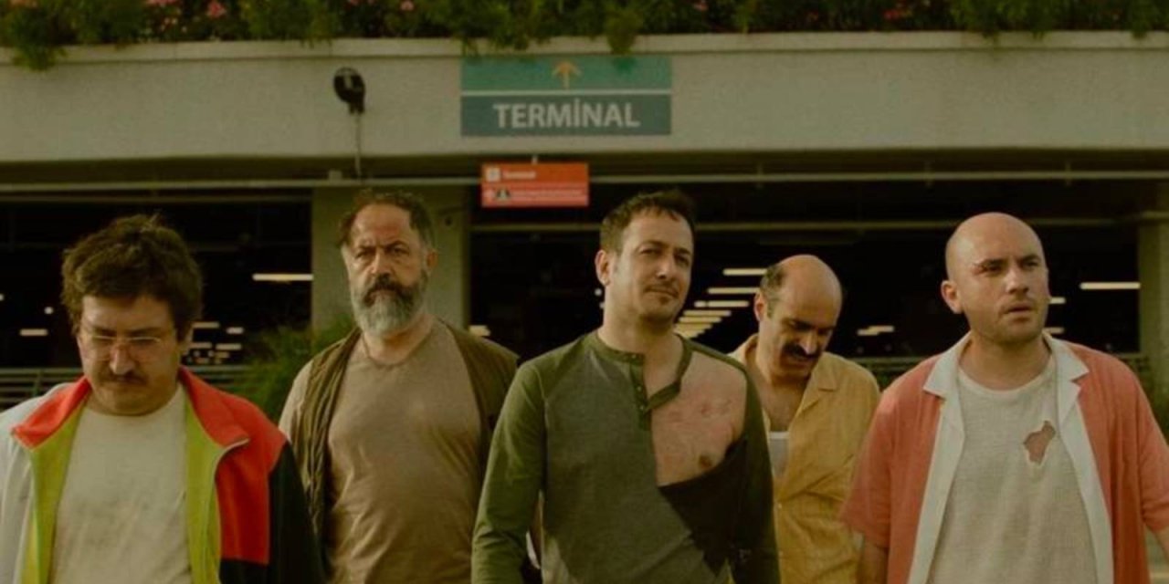 Ertuğrul Özkök: Türkler 200 milyon TL’yi hangi sahnelere gülmek için harcadı?