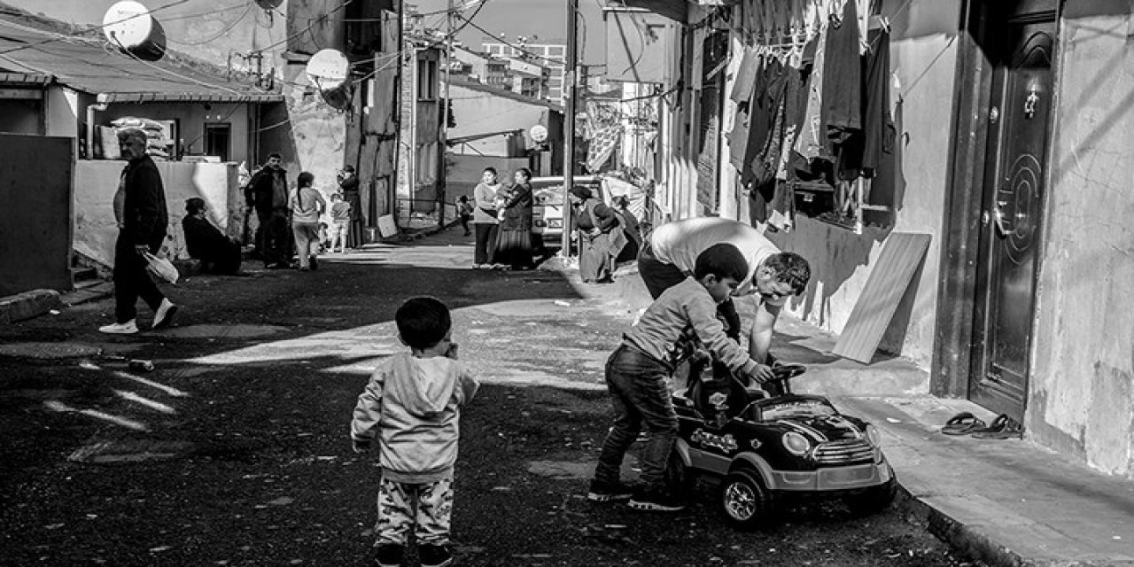 Bir sene geçti: Depremzede çocuklar anne sütünden bile mahrum