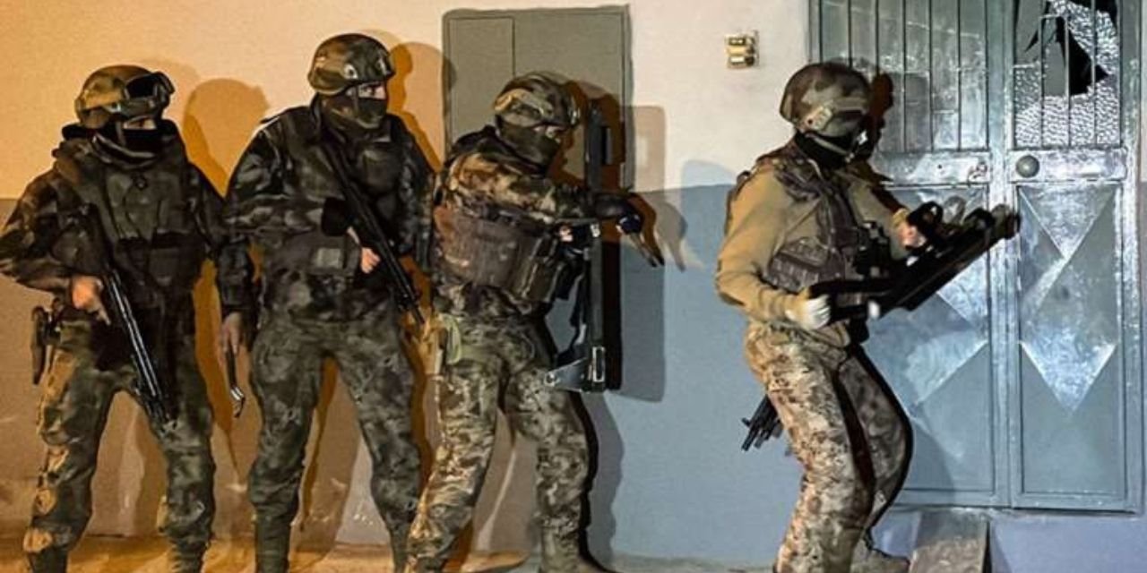 Kırmızı bültenle aranan 10 kişi İstanbul'da yakalandı