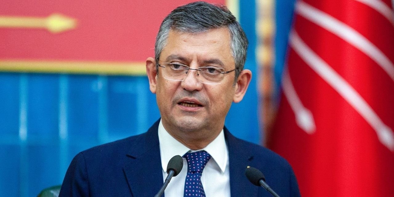 Özgür Özel'den Erdal Beşikçioğlu açıklaması: Bu fikrimi ilk paylaştığımda Mansur Bey’in hoşuna gitmişti