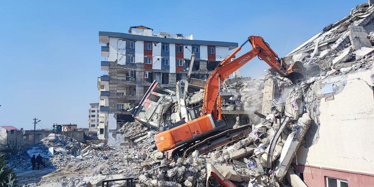 Kahramanmaraş depreminde 44 kişinin öldüğü Said Bey Sitesi'ine ilişkin davada şantiye şefi tahliye edildi