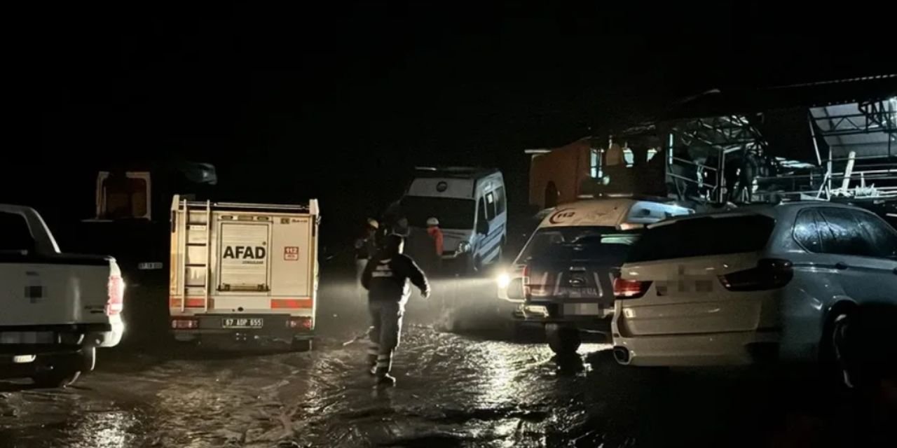 Zonguldak'taki maden göçüğünde işçiler 11 saat sonra kurtarıldı