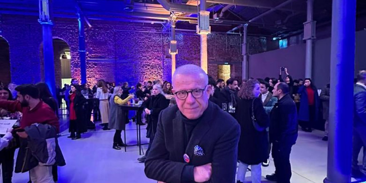 Ertuğrul Özkök: Sergi öncesi Feshane'nin arka odalarında 4 olay