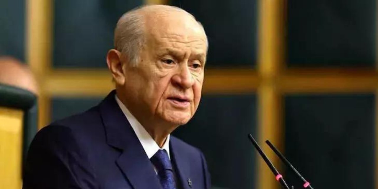 Bahçeli'den Özgür Özel'e: 'Neresi adamlık, neresi vefakârlık?'