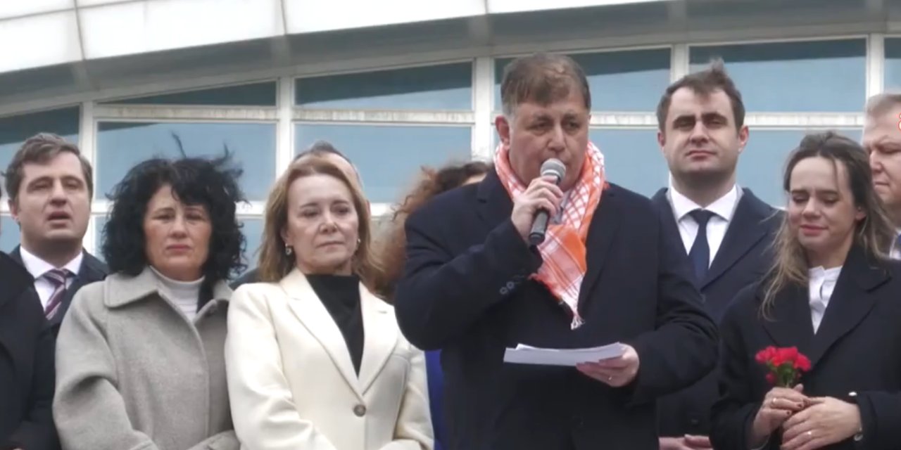 Cemil Tugay: İzmir Büyükşehir Belediyesi elleri temiz insanlar tarafından yönetilecek