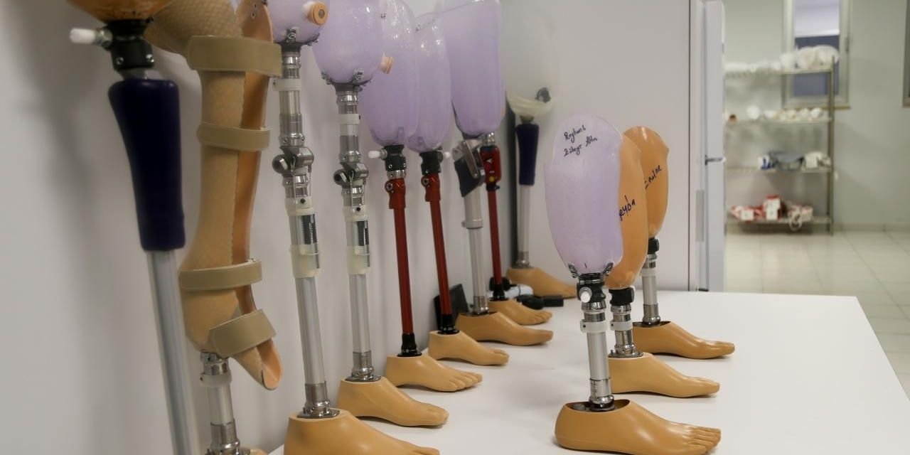 Depremzedeye ücretsiz protez sözü unutuldu