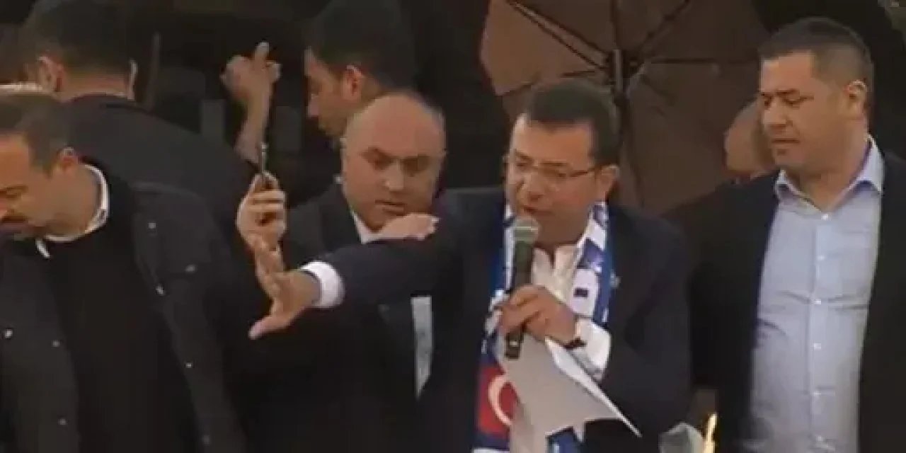 İmamoğlu'na Attıkları Taşa Önce Şeker Dediler Şimdi Kozalak!