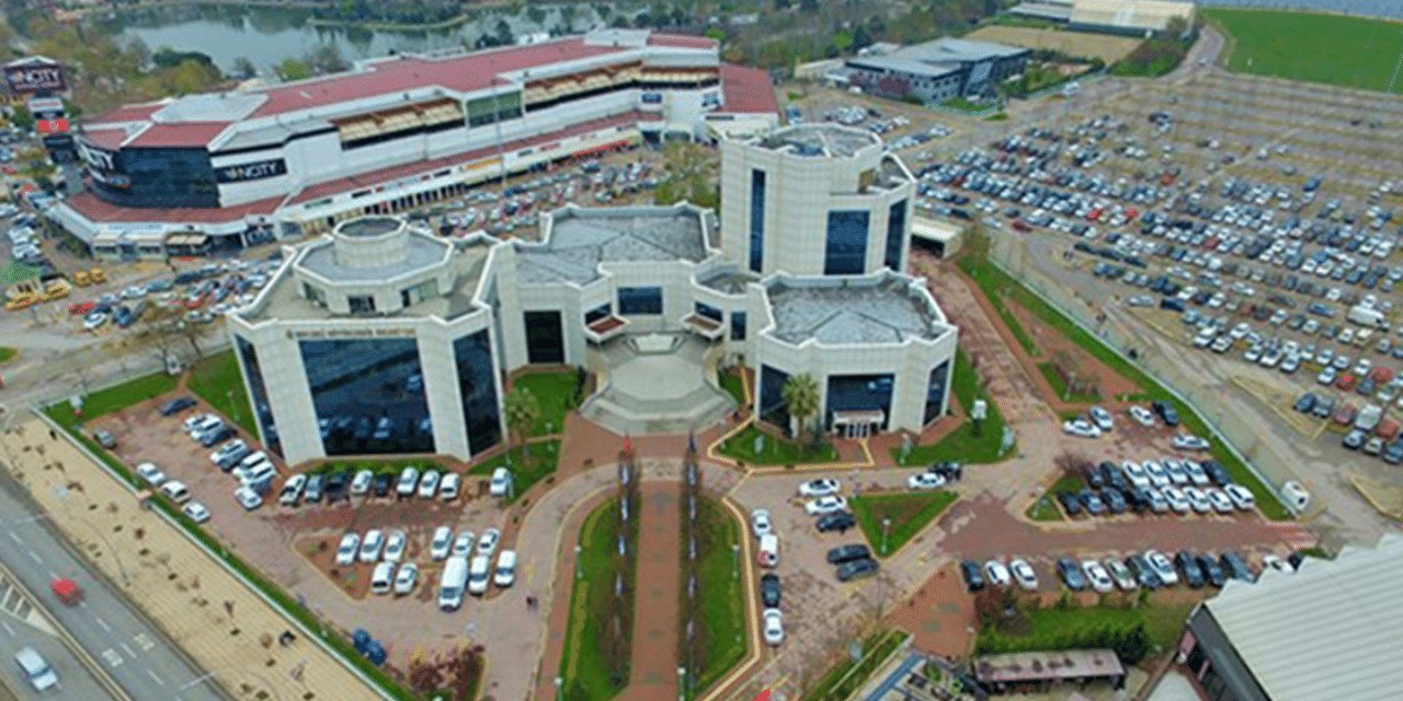 Borçta yarıştılar: En dipteki 30 belediyenin 17'si AKP ve kayyum elinde