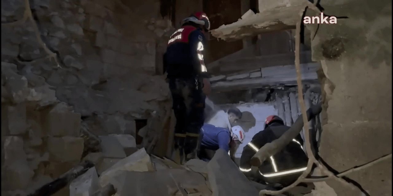 Şanlıurfa'da metruk bina çöktü: 1 kişi yaşamını yitirdi