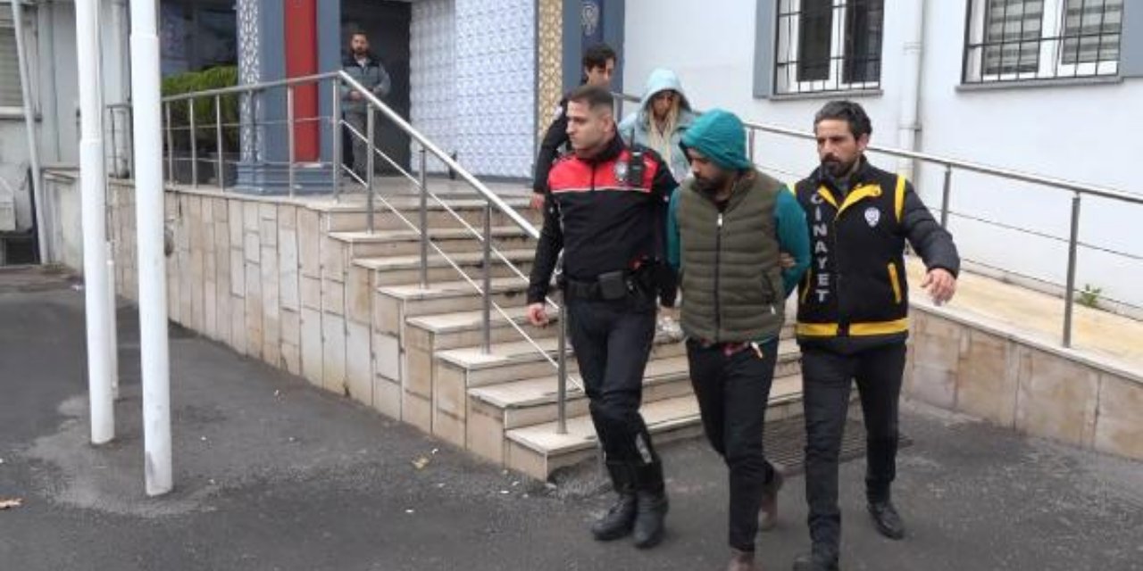 'Rica üzerine' 1 kişiyi öldürüp, 2 kişiyi yaralamakla suçlandı: Beraatini istedi