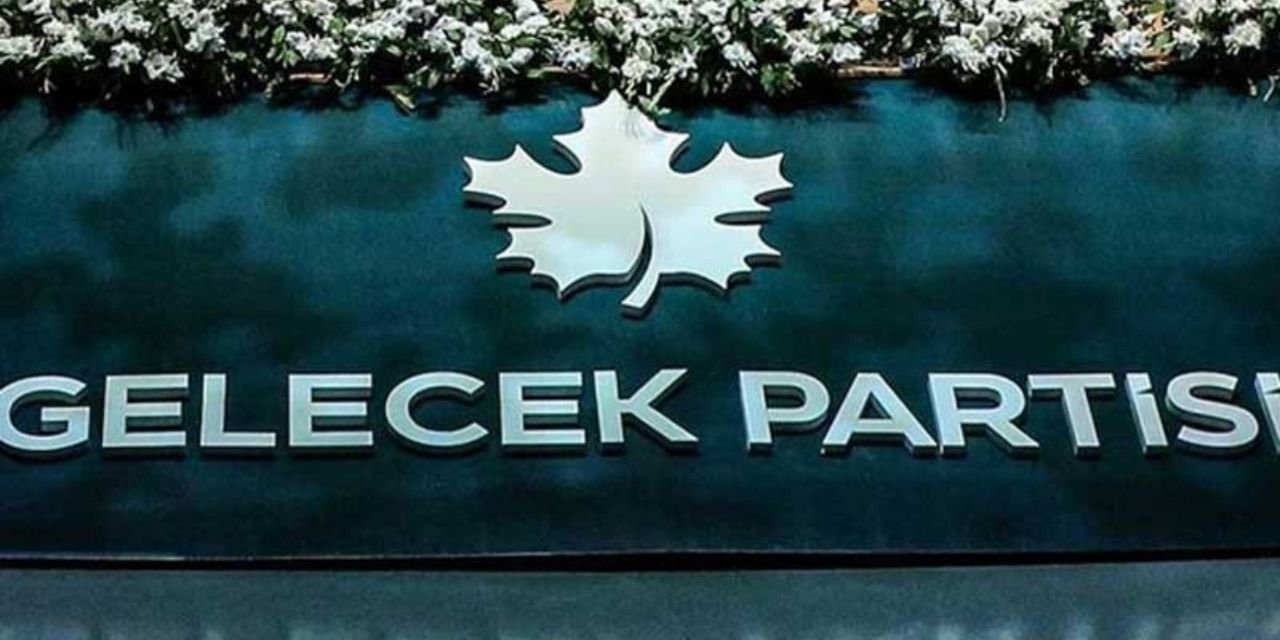 Gelecek Partisi'nde toplu istifa: MHP'ye katıldılar