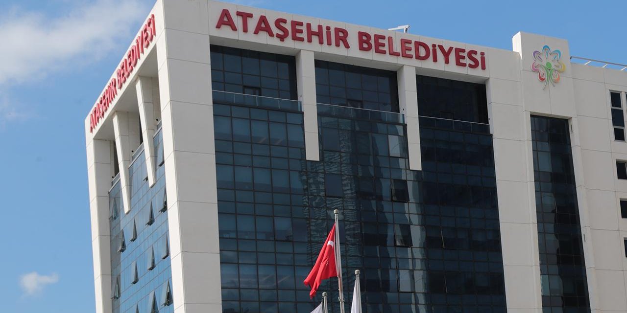 Ataşehir Belediyesi'nde işçilerden eylem
