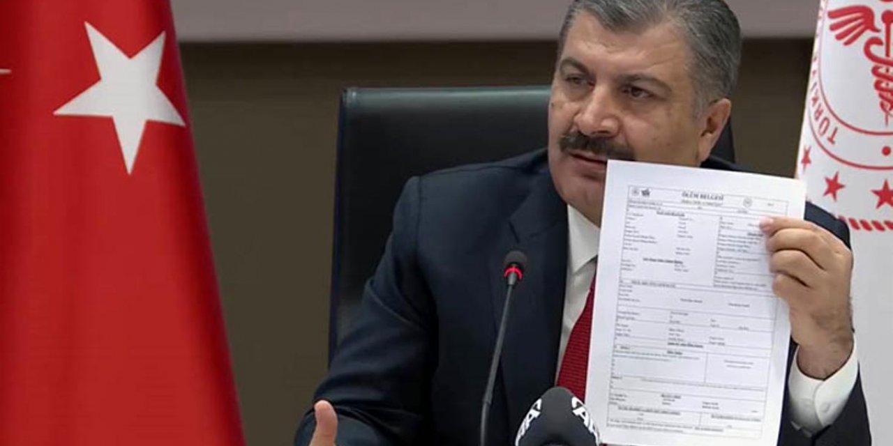 Fahrettin Koca "belge" gösterip tek tek açıklamıştı...   O bilgi de yanlış çıktı!