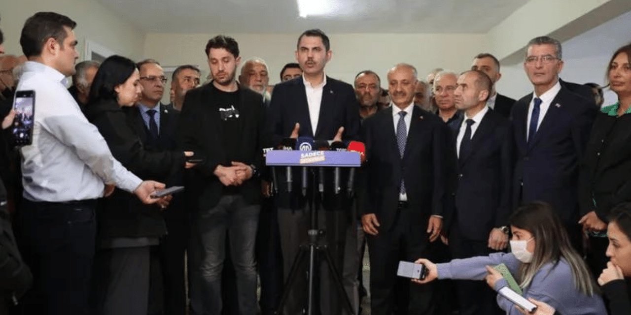 Murat Kurum'dan İstanbul'a Cemevi vaadi