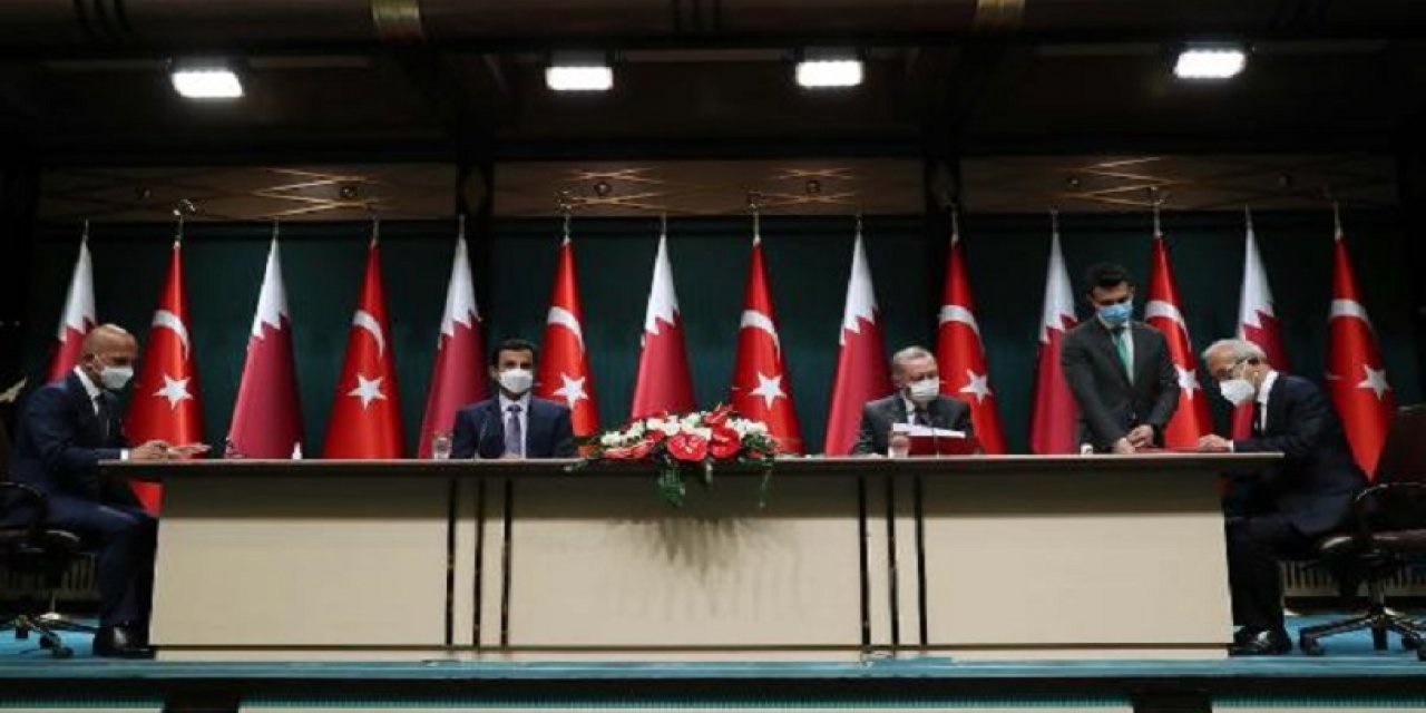 Katar'la masaya öyle bir ismi oturttular ki... Dikkat çeken ayrıntı!