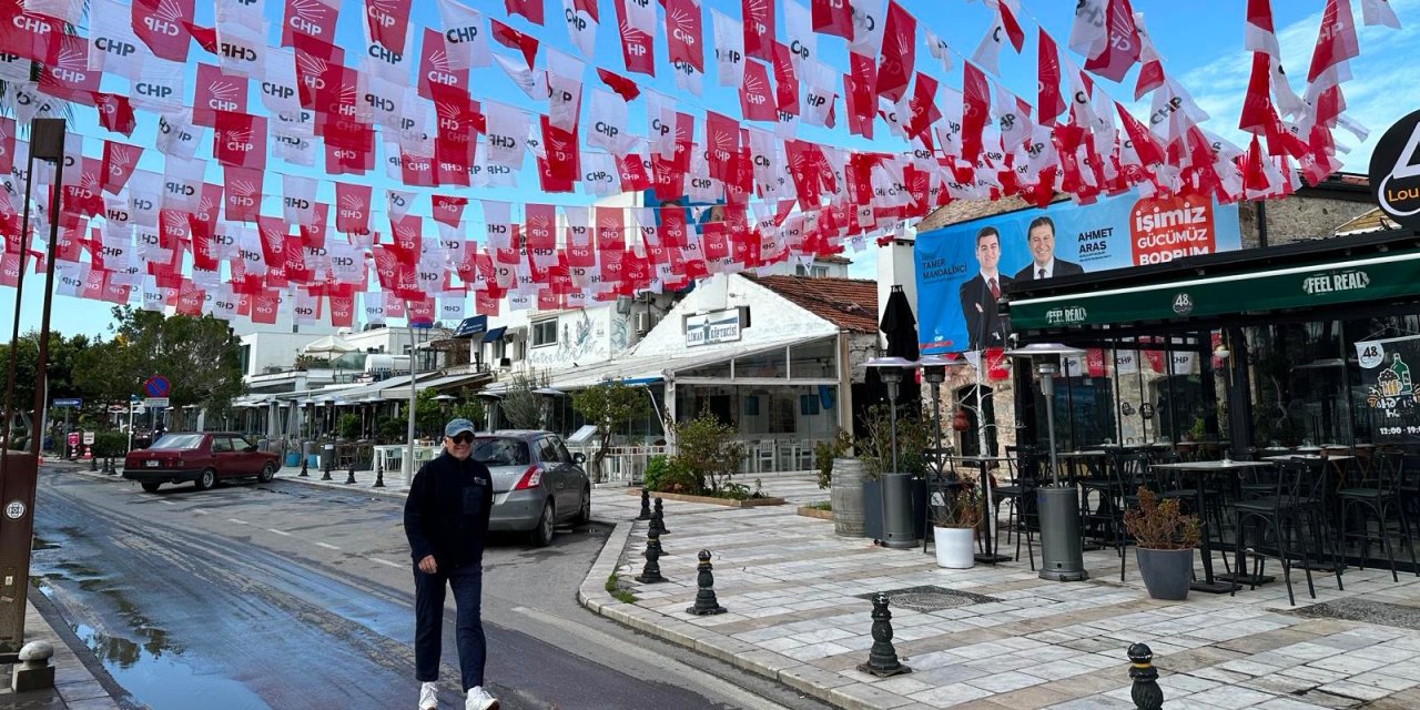 Ertuğrul Özkök: Bodrum'a "bir adam" geliyor; kadınlar, siz bir adım geri lütfen