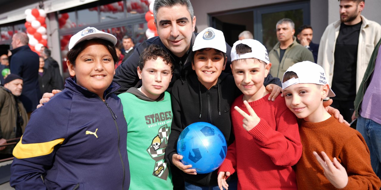 Kartal Belediyesi’nden Coşkulu Açılış Töreni