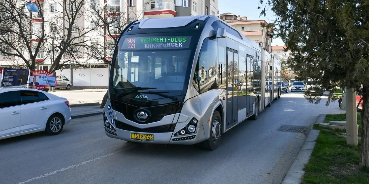 Ankara’da metrobüs dönemi: Test sürüşleri başladı
