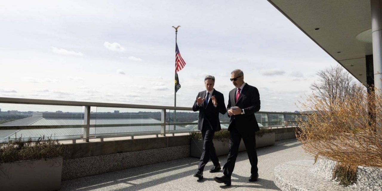 Ertuğrul Özkök: 4 gün arayla Washington’da bir terastan ve Kırıkkale’de sokaktan gelen üç paylaşım