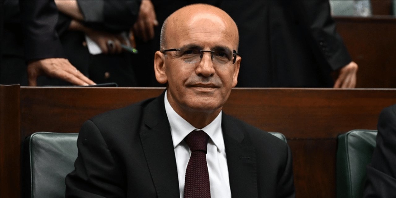 Mehmet Şimşek: Maliye politikasını sıkılaştırmaya devam edeceğiz