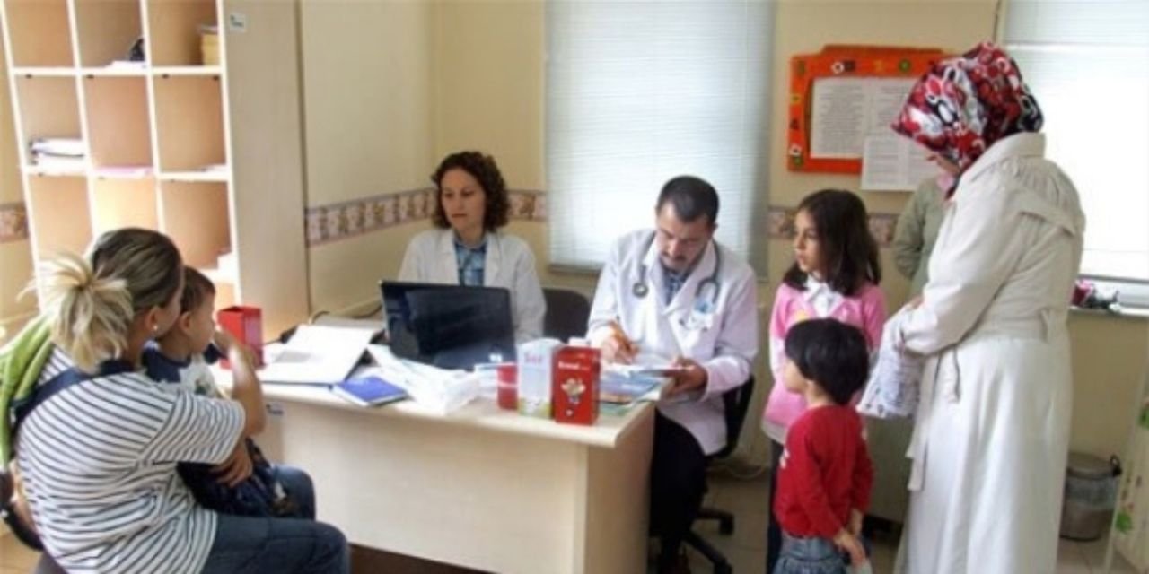 Aile hekimleri seslendi: Aile sağlığı merkezleri ‘enkaz altında’