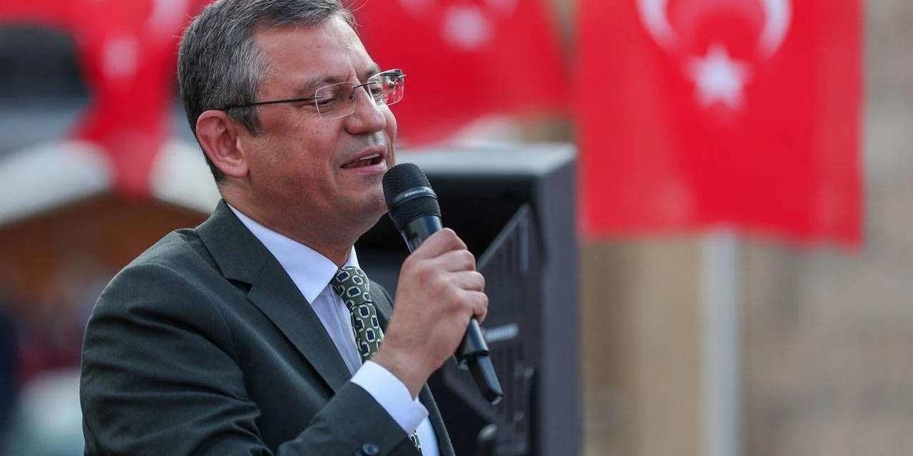 Özgür Özel: İzmir’in üzerine kara bulutlar getirmek istiyorlar