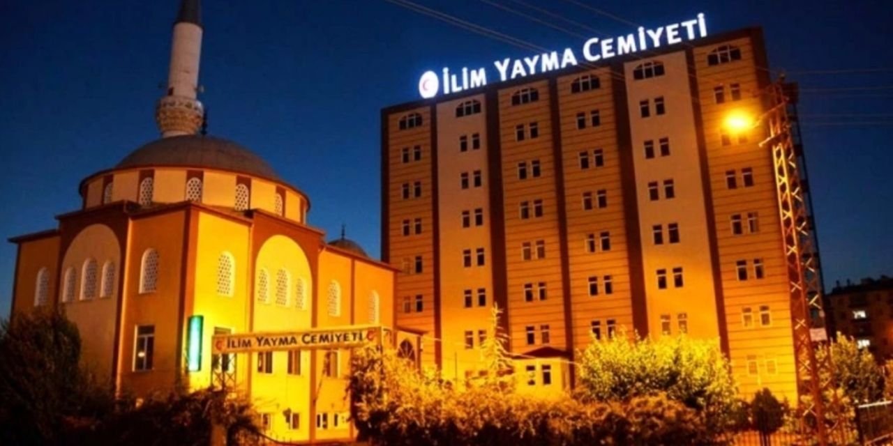 Diyarbakır’da İlim Yayma Cemiyeti'ne iki lisenin pansiyonu tahsis edildi