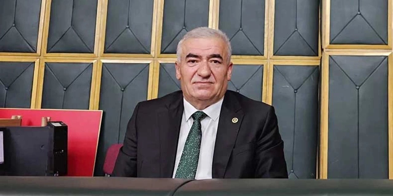 Emekliye 'simit sat' diyen MHP'li milletvekili milyonluk ihaleler aldı