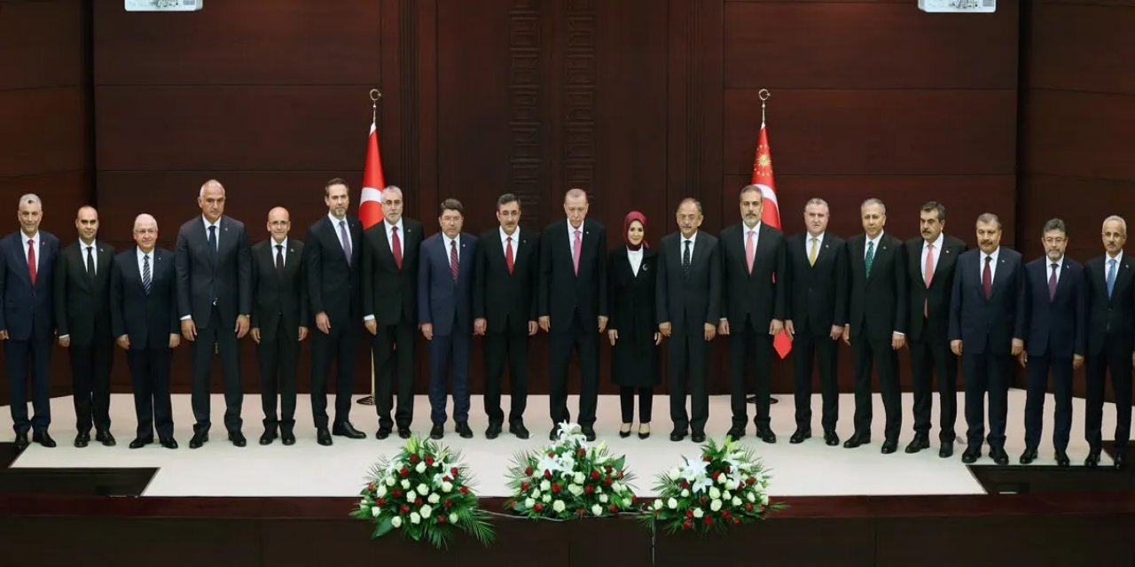 İstanbul’a çalışan bakanların memleketlerinde AK Parti kaybetti