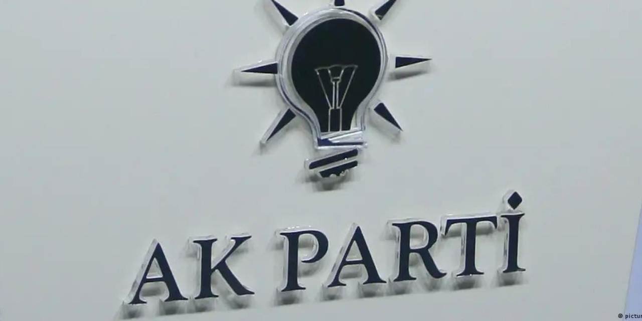 Seçim yenilgisinin ardından AKP'de neler konuşuldu?