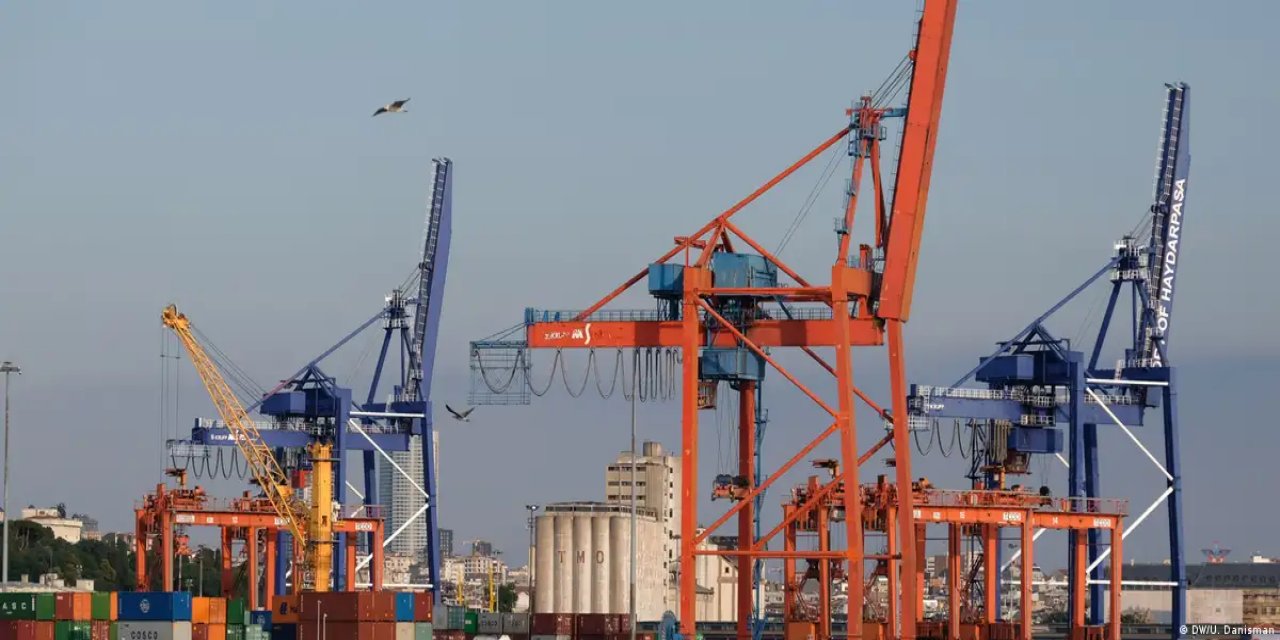 Türkiye'nin ihracatı Mart'ta yüzde 4,1 geriledi