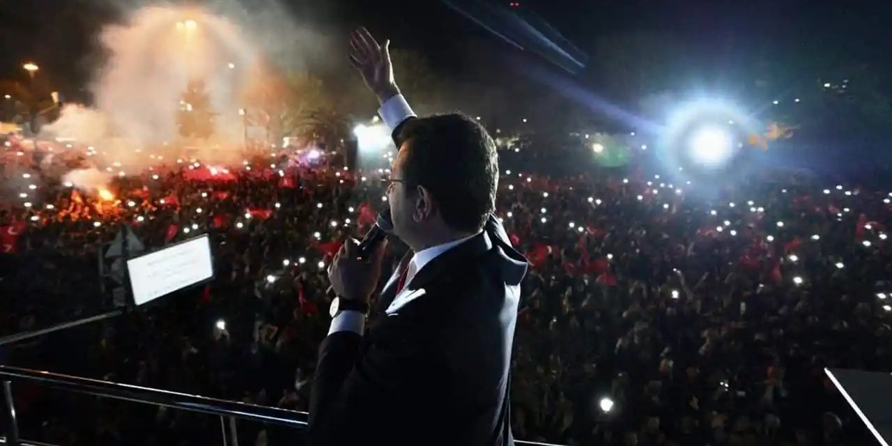 İmamoğlu: Değişmeyen parti kaybetti, değişen kazandı