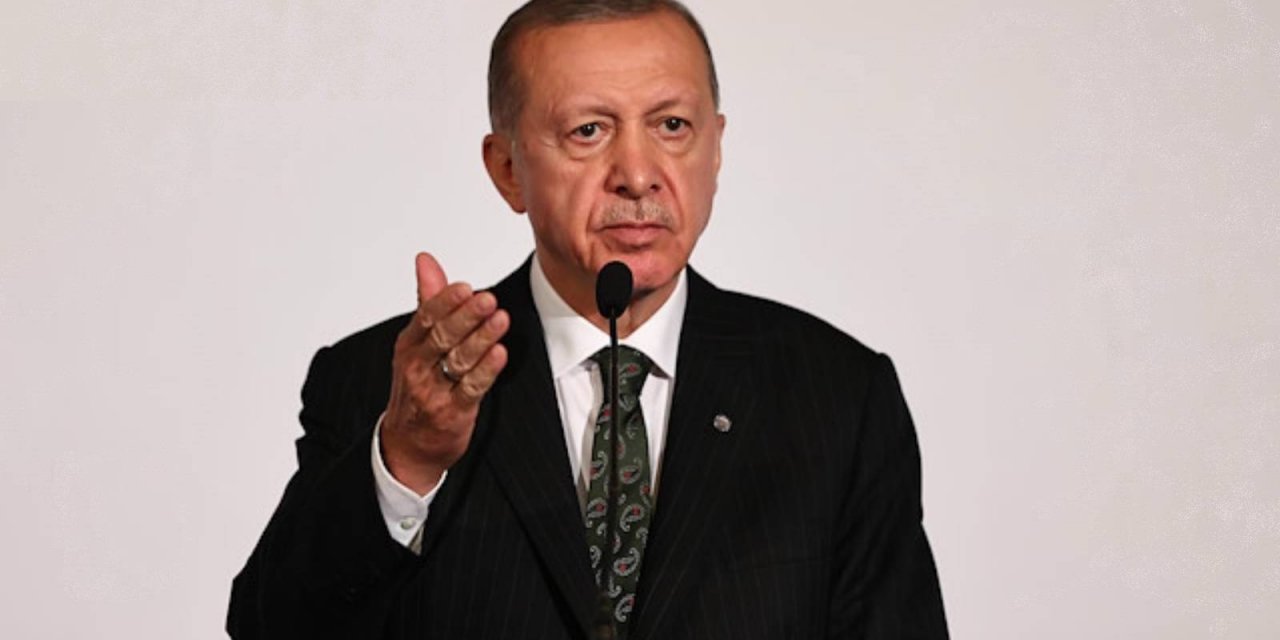 Ertuğrul Özkök: Erdoğan’a "hesap lütfen" diyecek bir garson var mı?