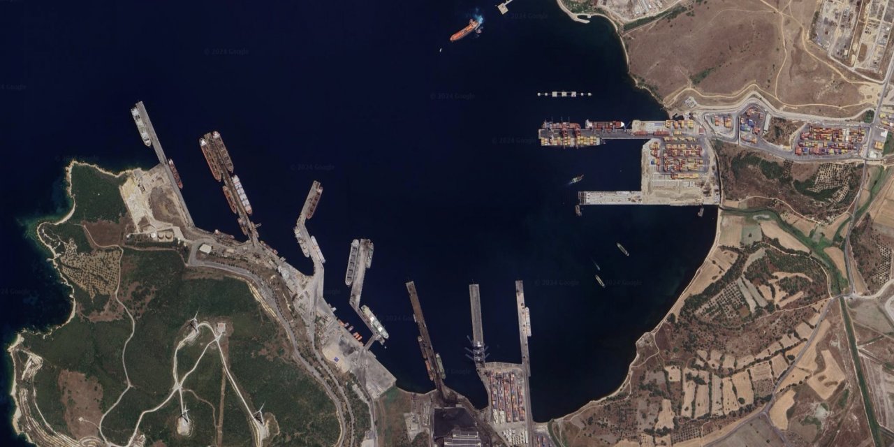 Asbest riski var... İtalyan donanmasına ait hurda gemiler Aliağa'ya geliyor